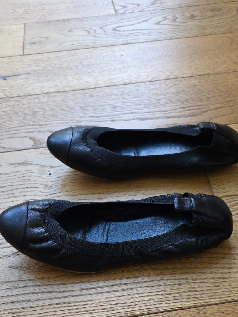 CHANEL Black Leather Elastic Topline Ballet Flats - Picture 3 of 8
